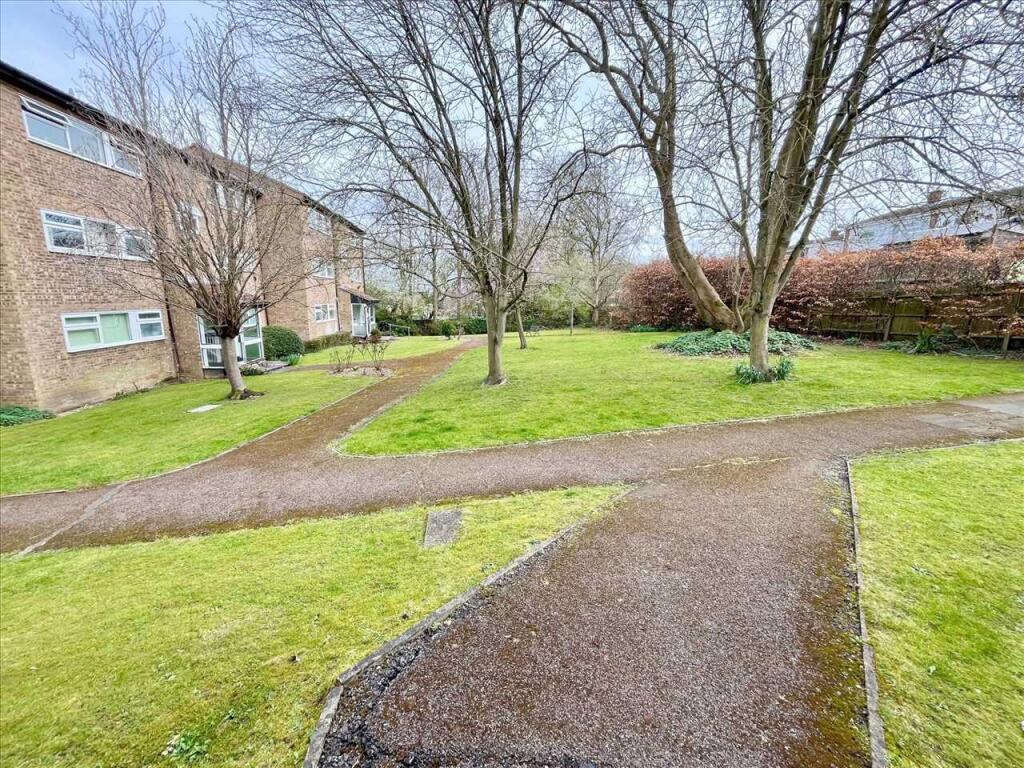 COMMUNAL GARDENS