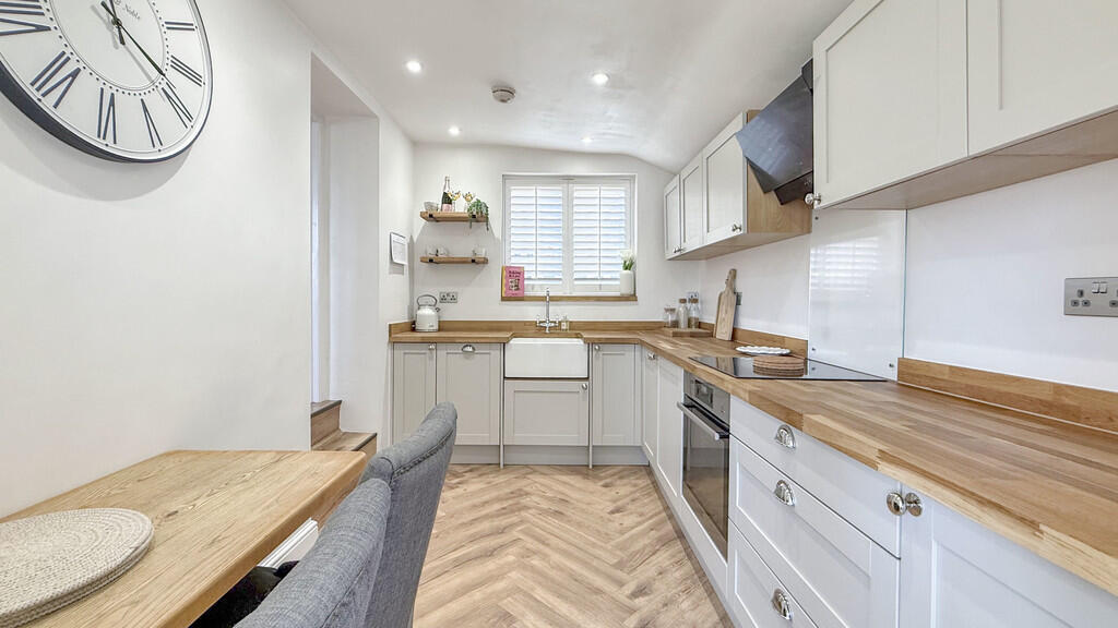 Kitchen/dining ro...