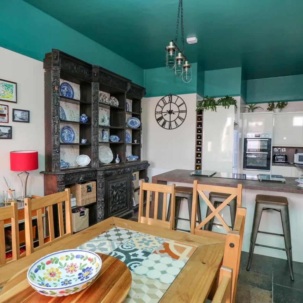 Kitchen / Dining Room / Living Room