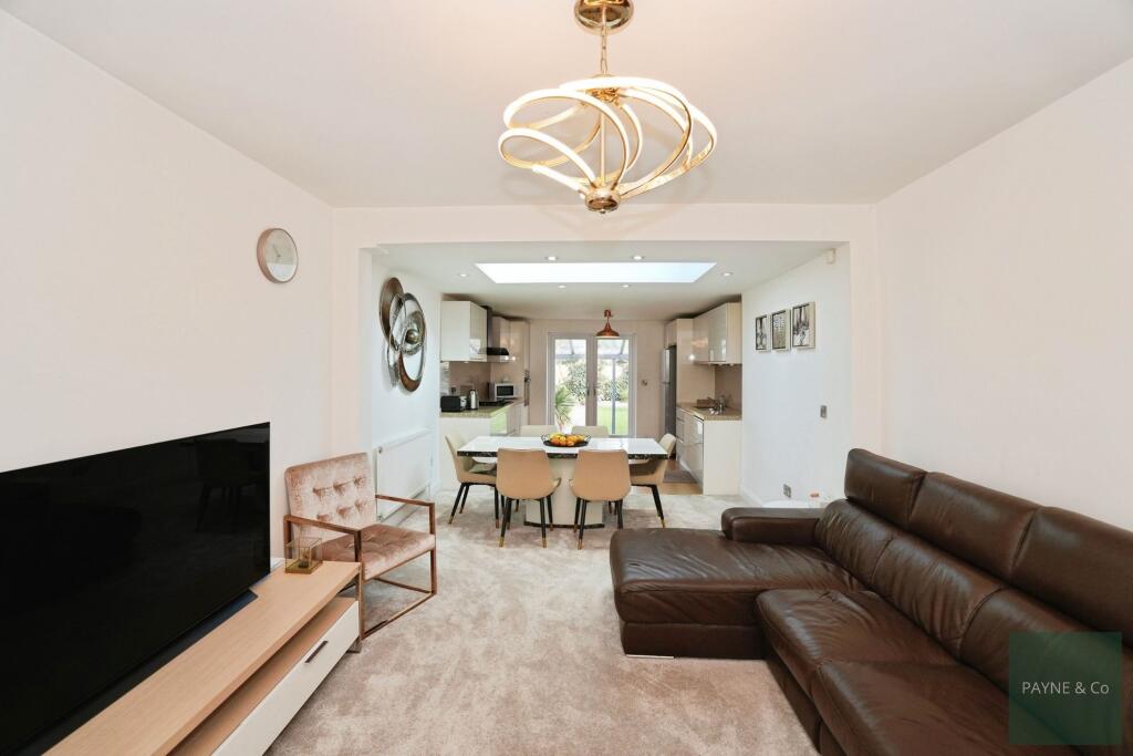 Kitchen/Diner/Lounge