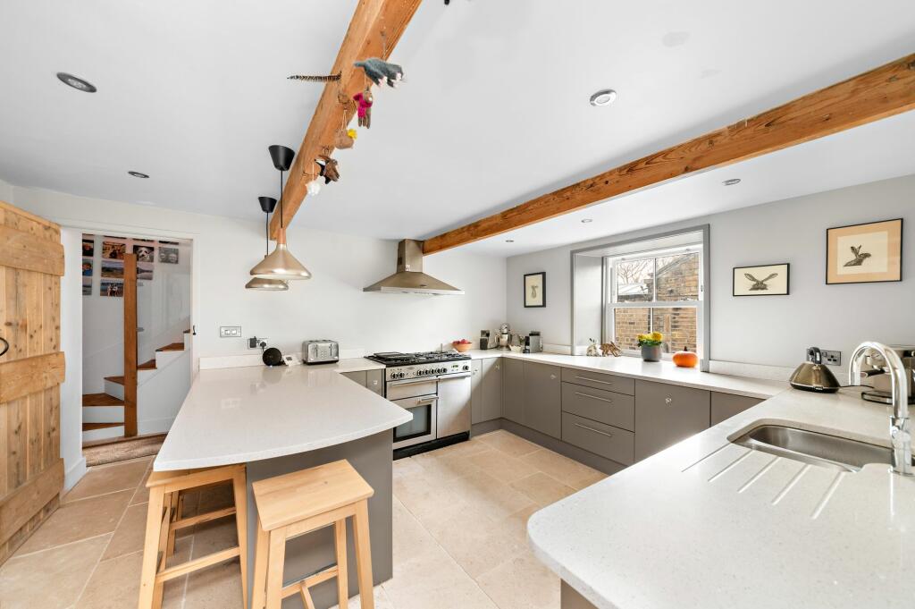 BREAKFAST KITCHEN