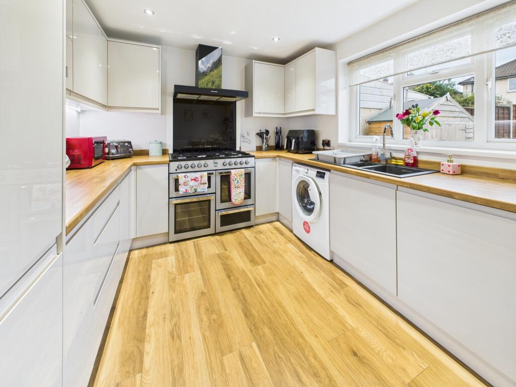 CAM02871G0-PR0623-STILL012