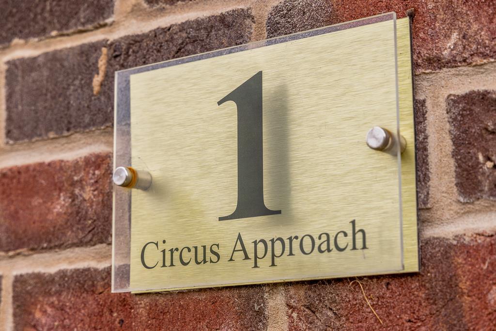 1 Circus Approach (Spalding)-6.jpg