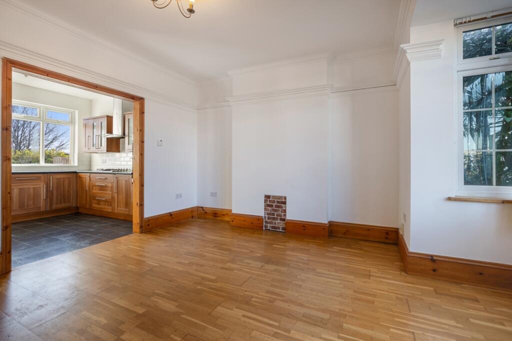 A11 - 20 Osney Avenue, Paignton - 250228