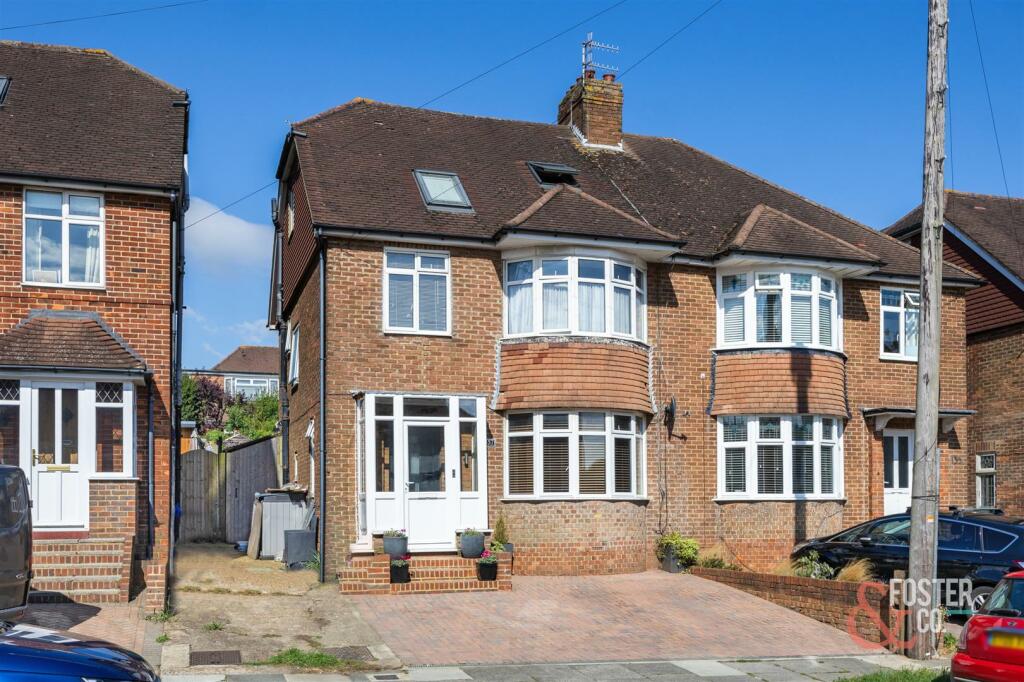 Nevill Avenue, 157-023.jpg