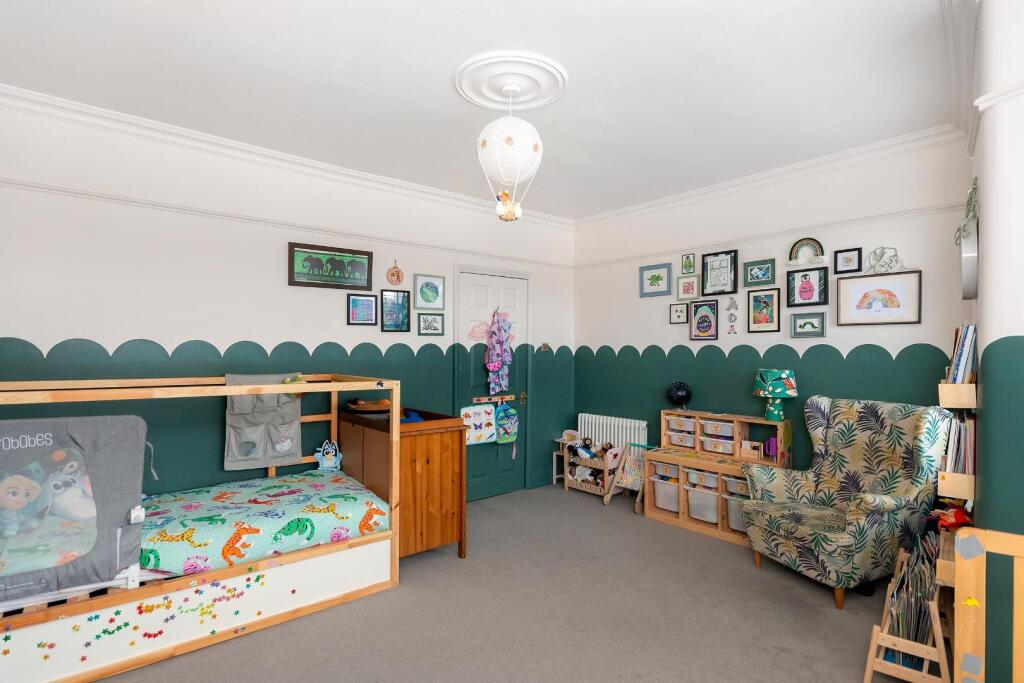 2W4RBN - Bedroom B.jpg