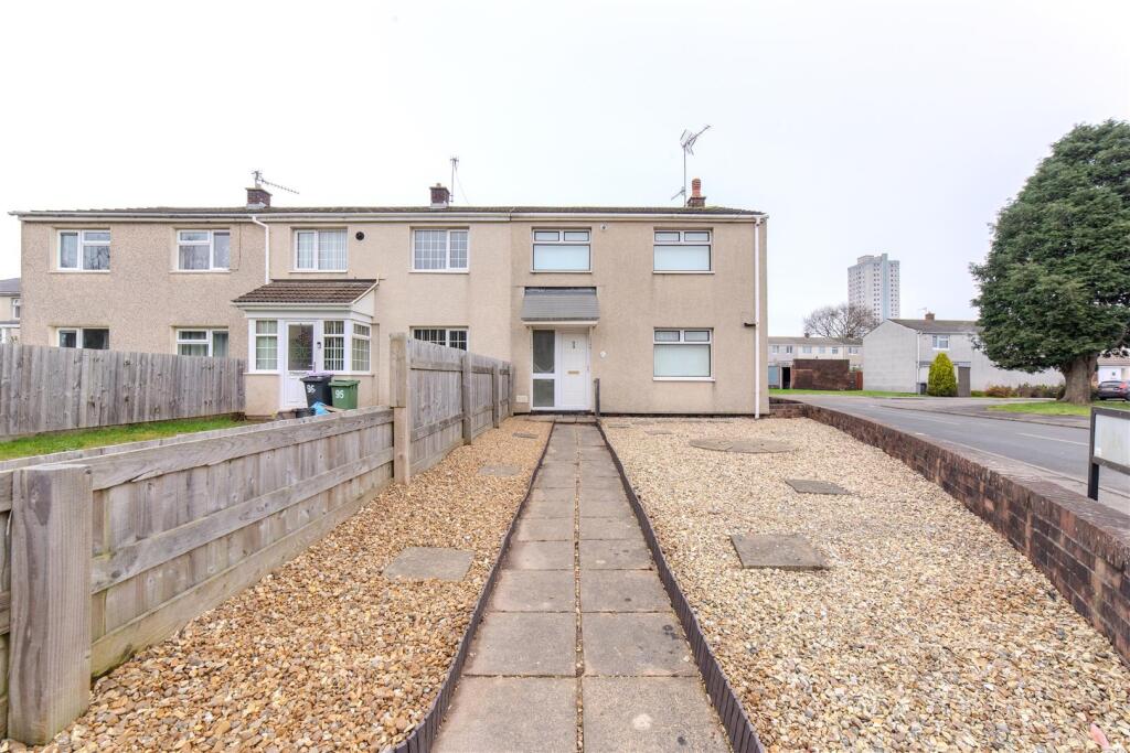 97 Llewelyn Road-19.jpg