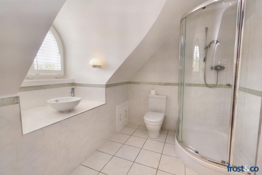 Master En-Suite