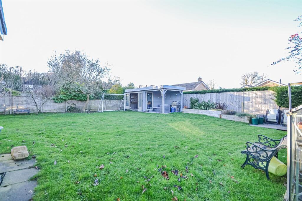 Rear Garden &amp; Summer House