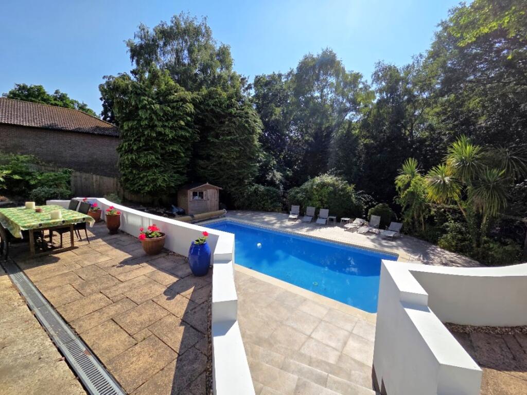 Rear pool &amp; garden