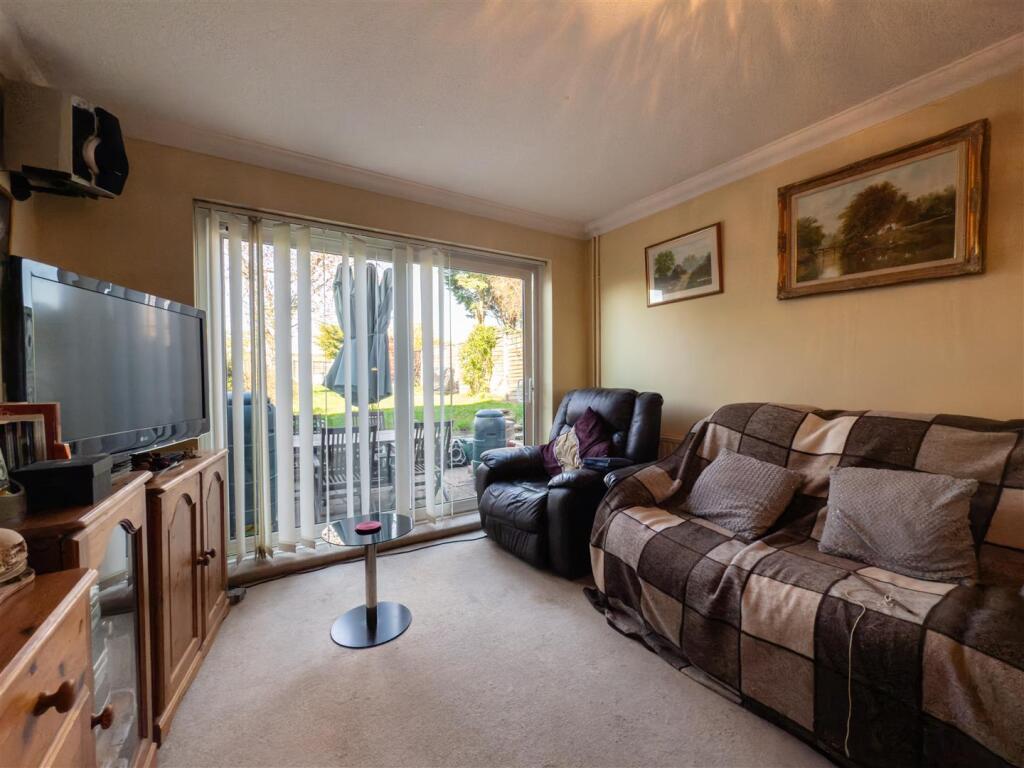 20250402111643 - IMG_5894 - 119 Foxglove avenue IP