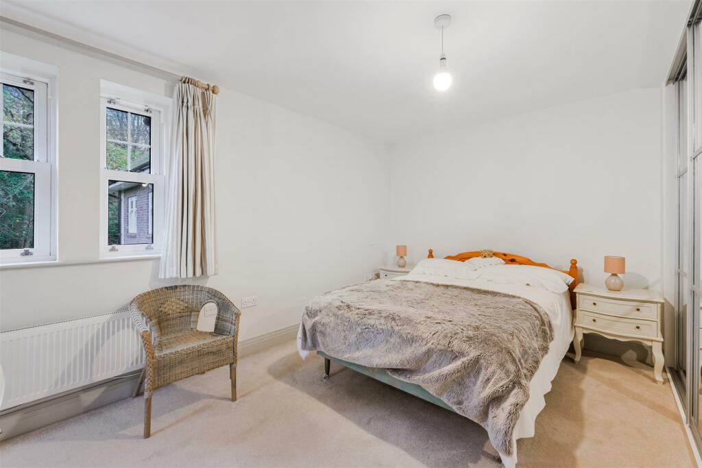 DORKING ROAD, 82 (14).jpg