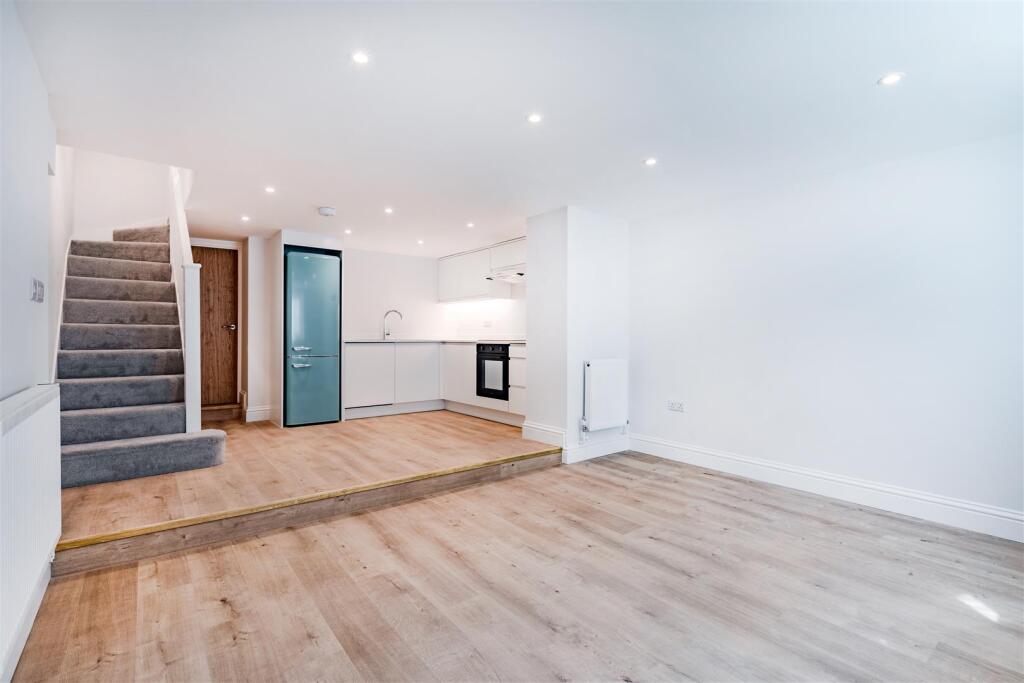 Open Plan Kitchen Reception
