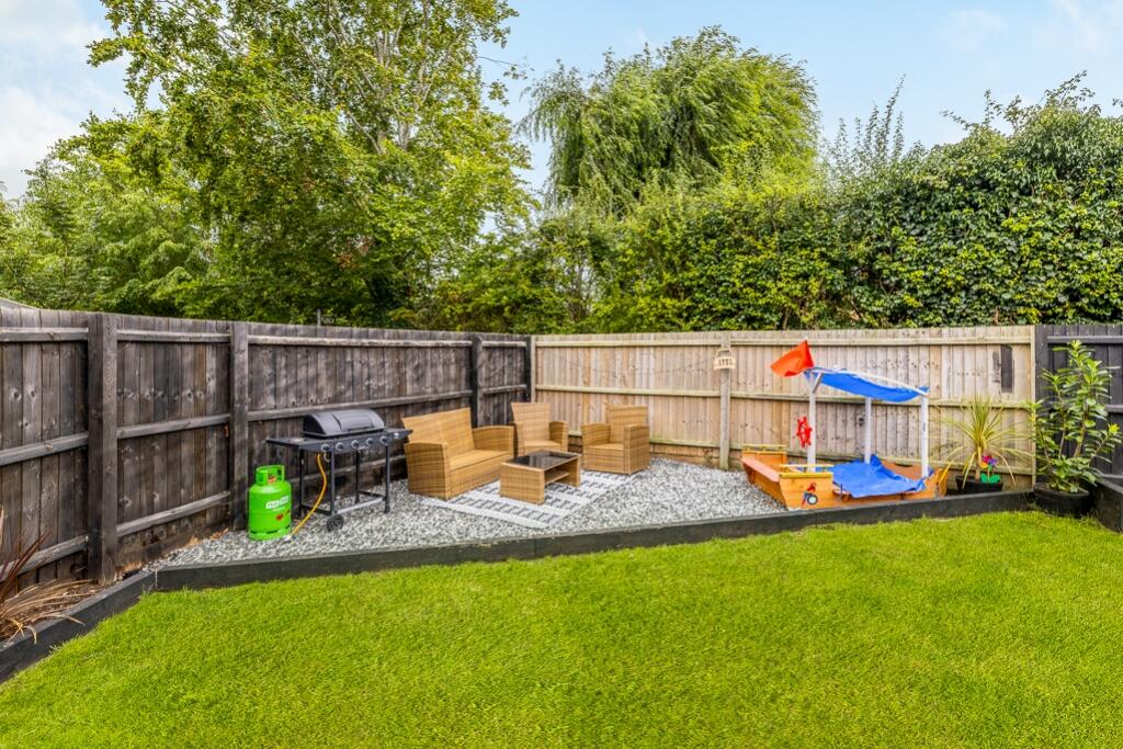 23 Meres Way (Swineshead)-5