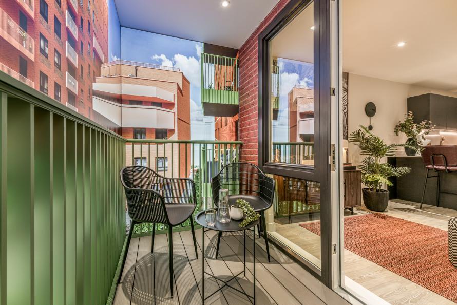 Dagenham Green 1 bed show