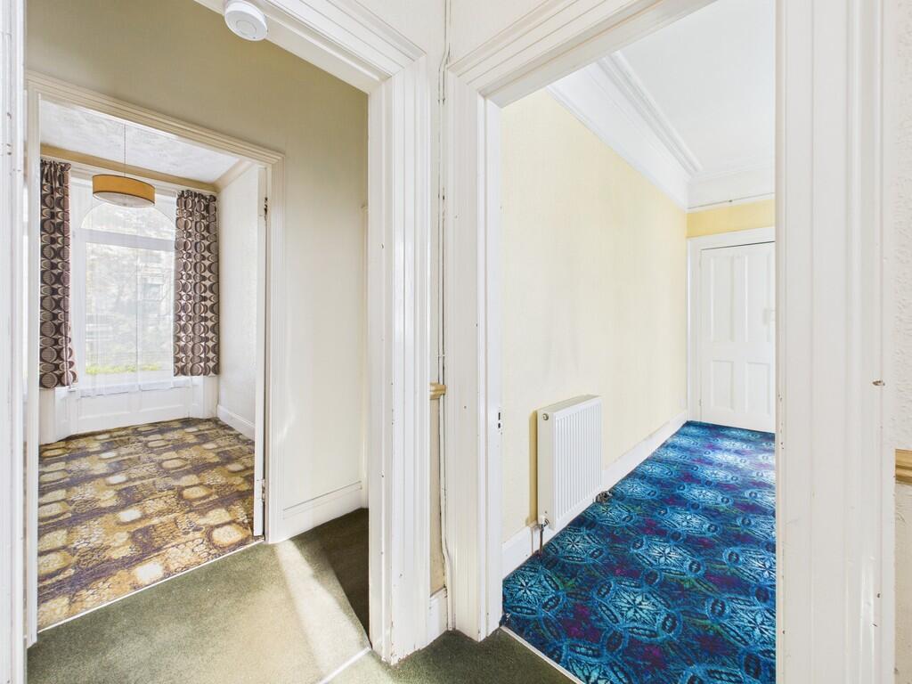 CAM03974G0-PR0215...