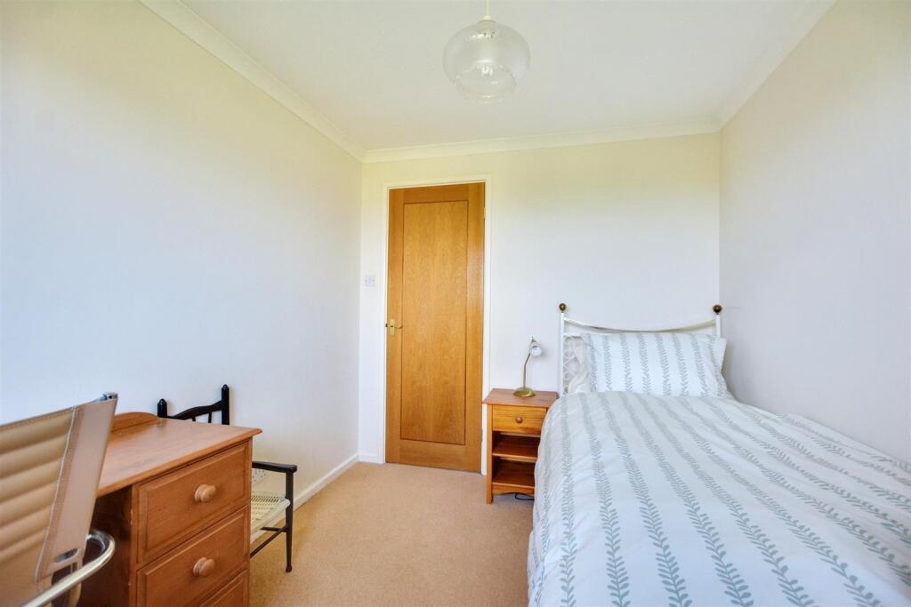 Bedroom 4_2.jpeg