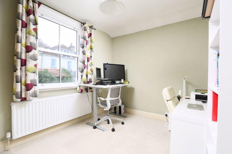 Study/Bedroom 5