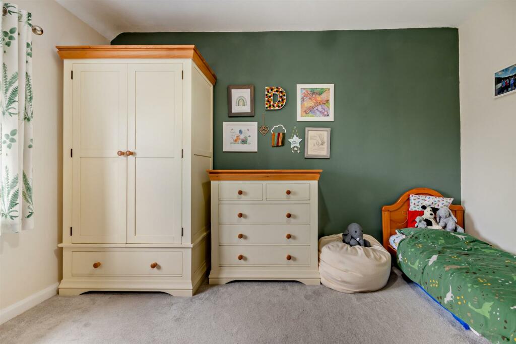 8610451-interior11-800.jpg