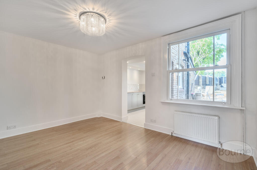 4555d958-a08a-4e3...