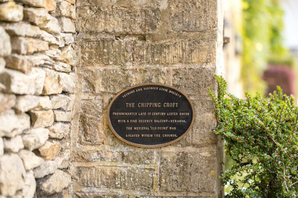 3 - Chipping Croft - GL8 8DQ - Web.jpg