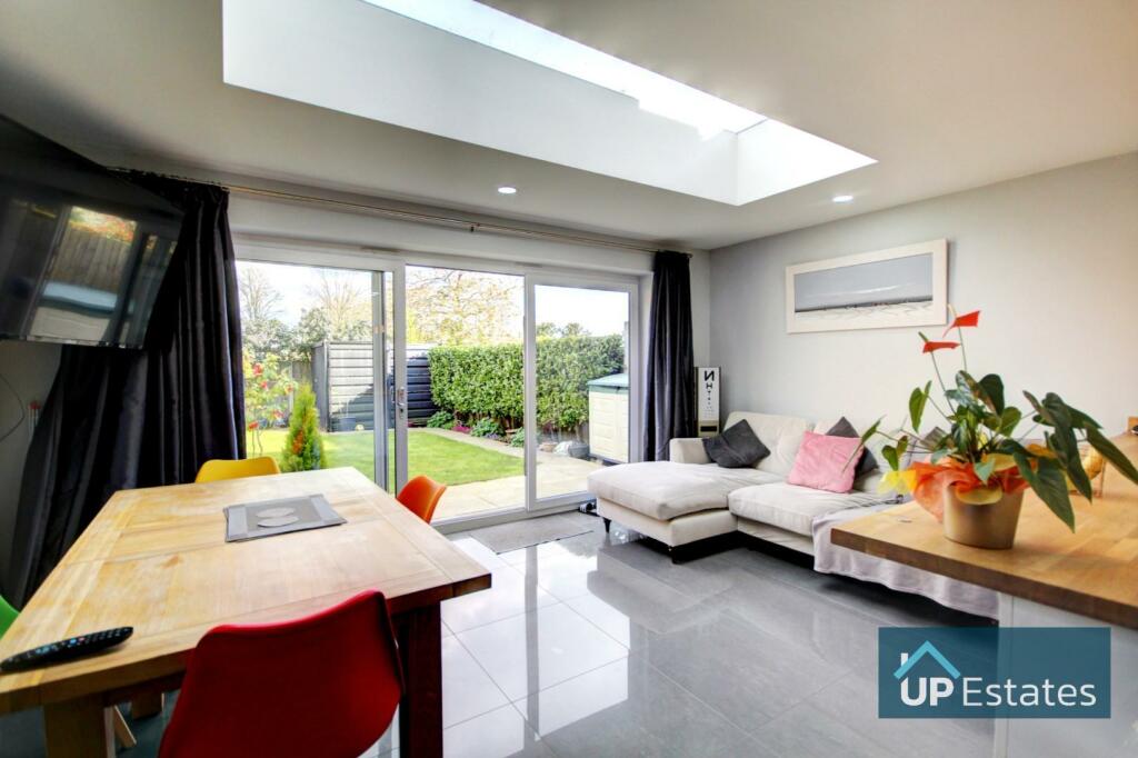 Social/Living/Kitchen/Diner