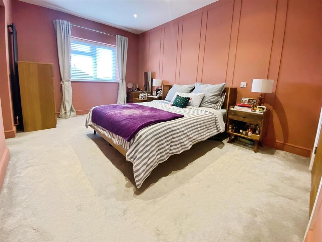 dd41394c-Bedroom.jpg