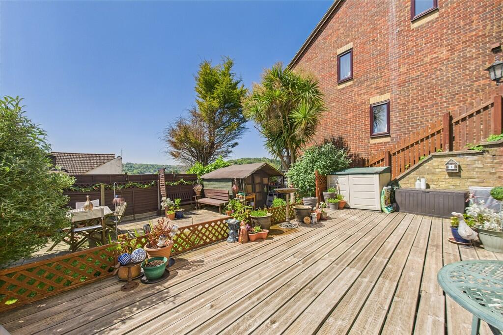 CAM01085G0-PR0562...