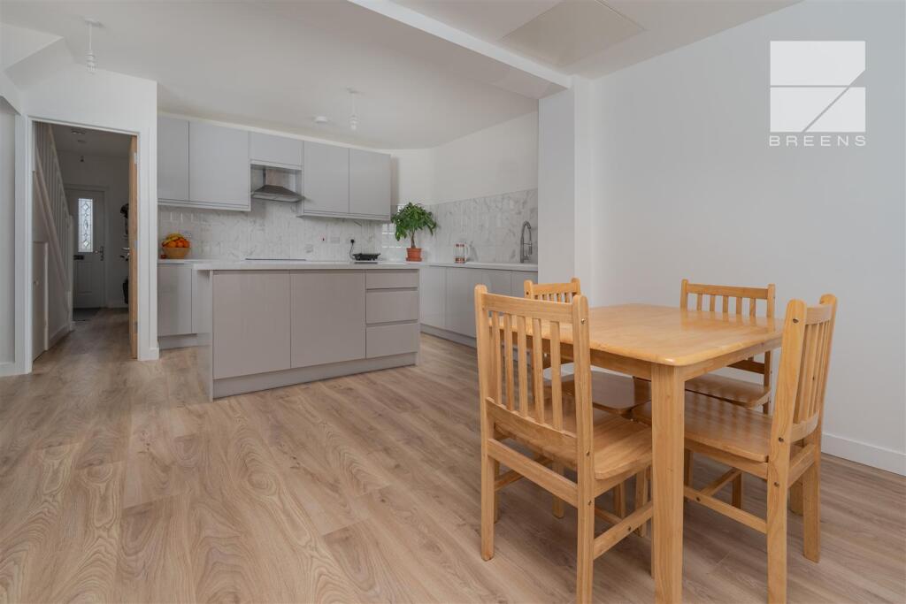 140 Drysdale Avenue_0033.jpg
