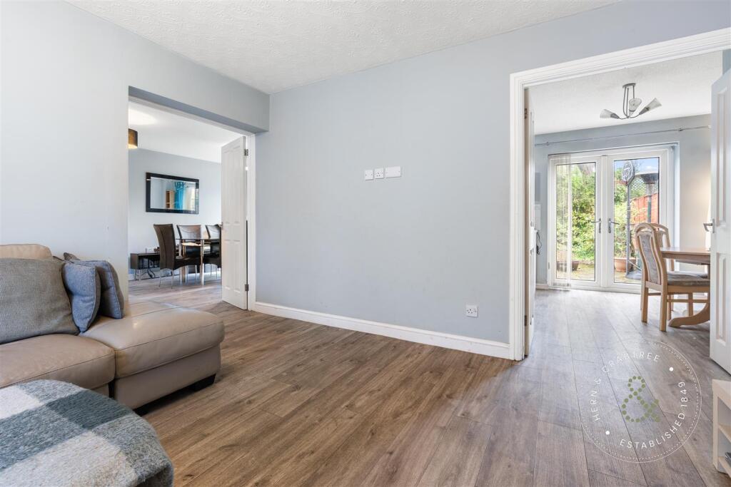 Allen Close, Hern and Crabtree (16).jpg