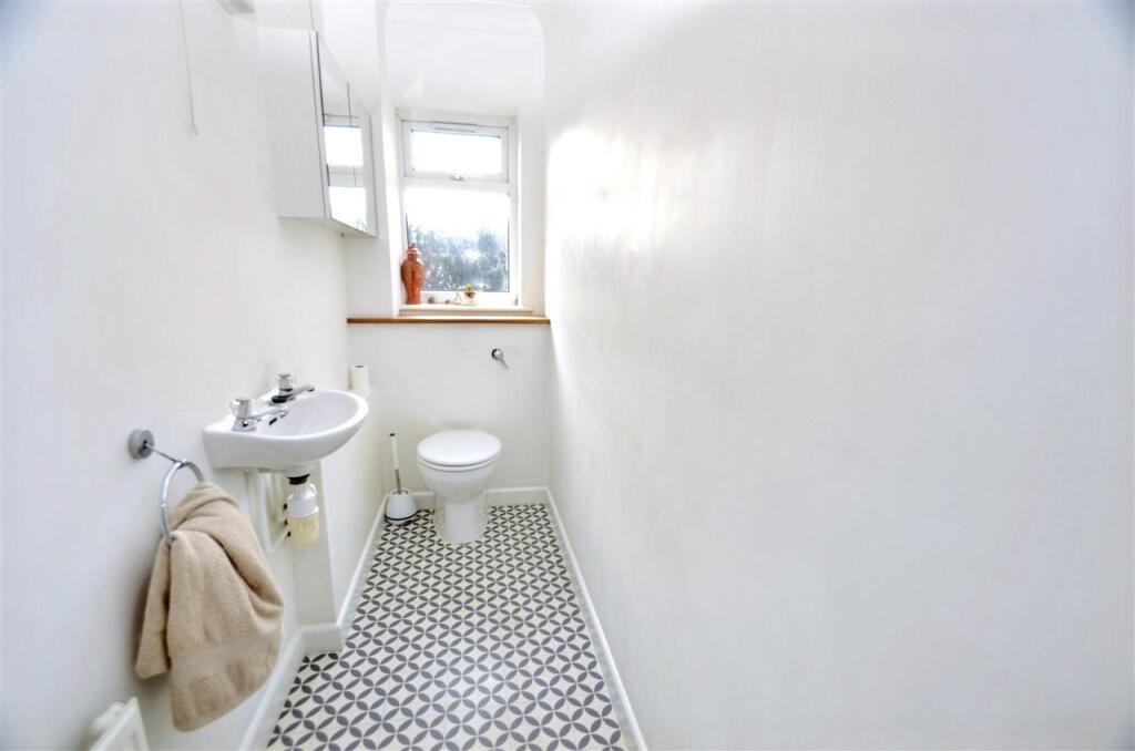 CLOAKROOM