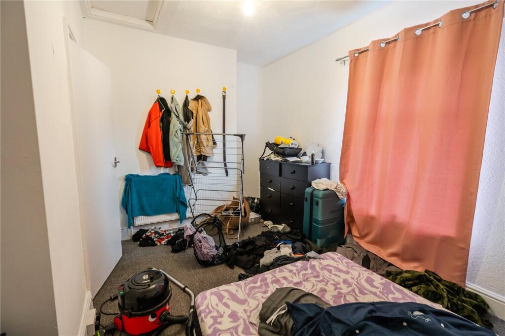86 Bedroom 2
