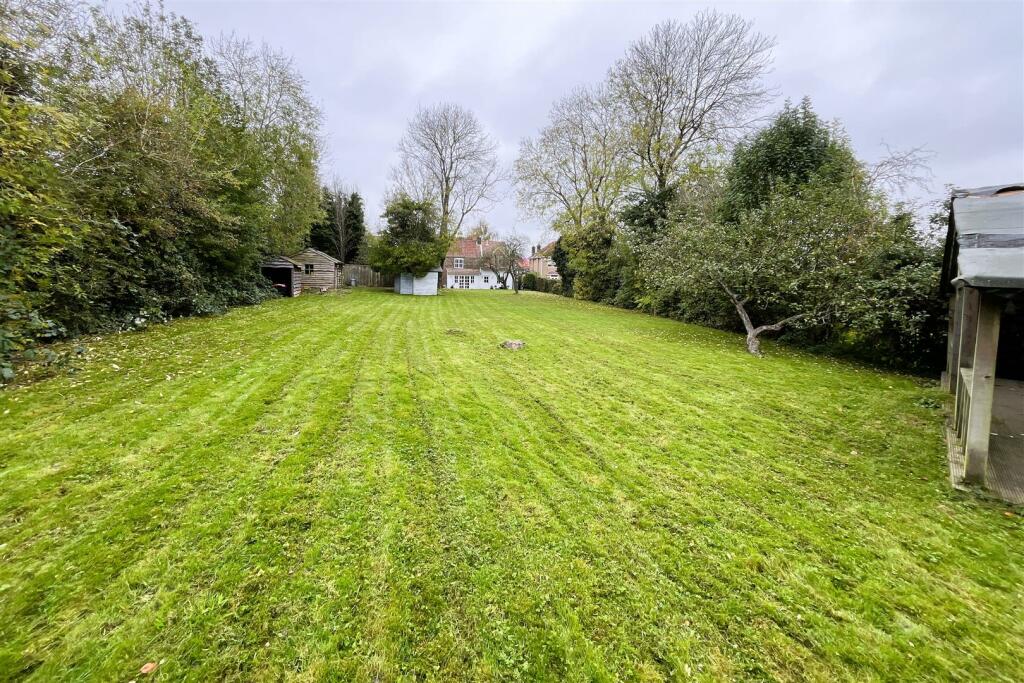 38 Middle Road, Kingswood, Bristol BS15 4XH House 