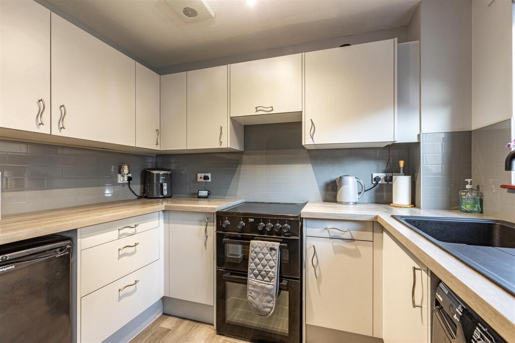 21 Sergeants Park Newtown 21.JPG