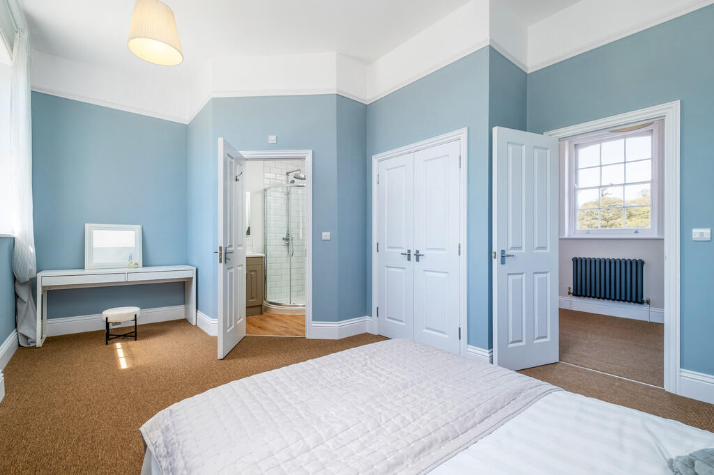 11 Belgrove Place...