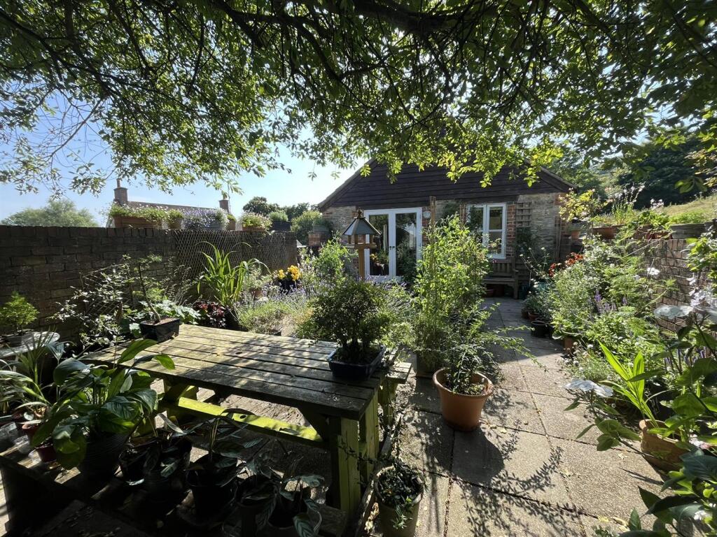 Courtyard Garden