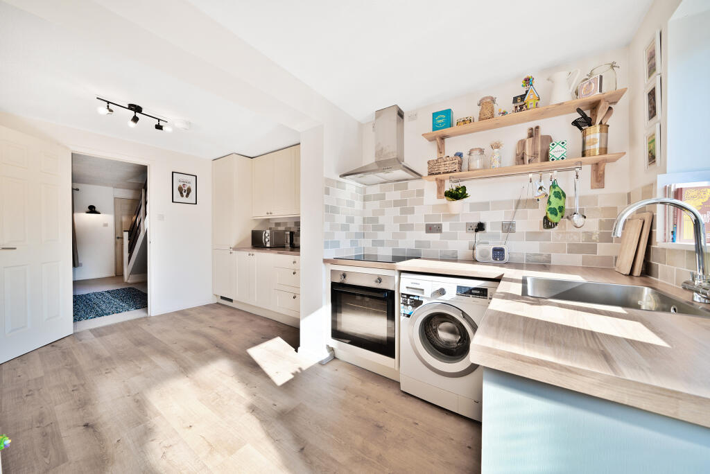 Kitchen / Breakfast Room
