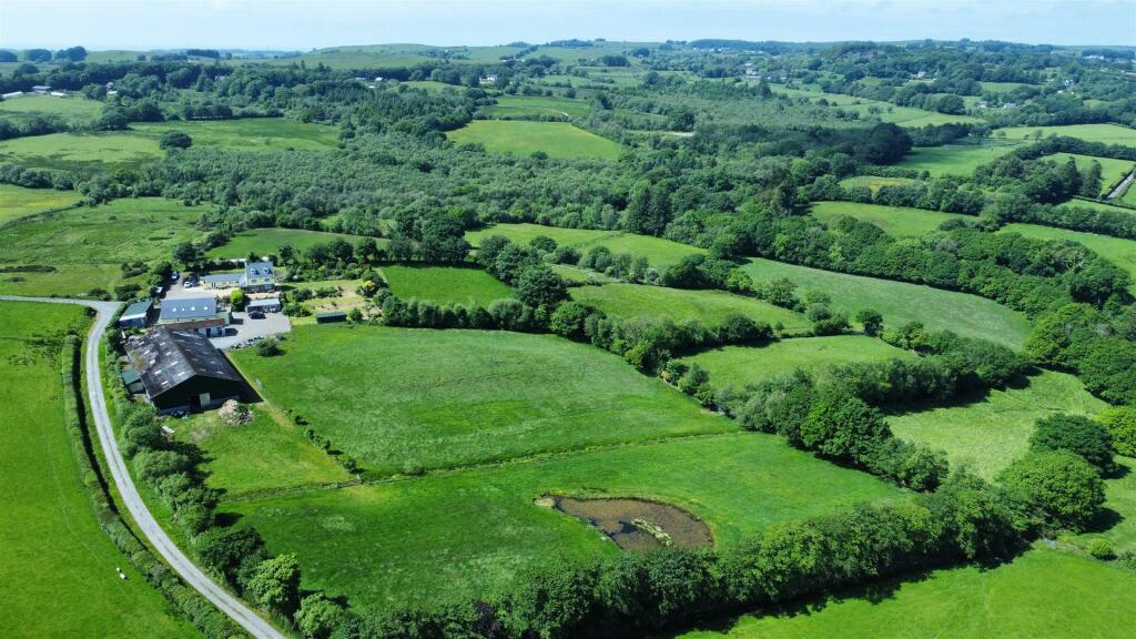 dji_fly_20240602_152000_217_1717338095677_photo_op