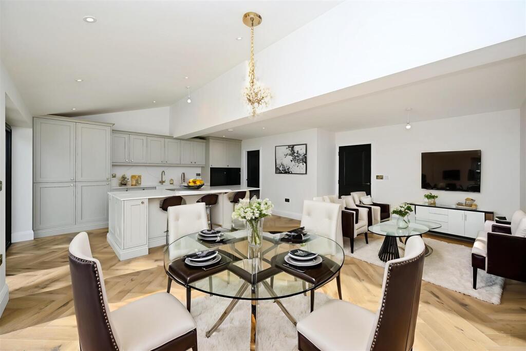 Kitchen/Diner/Family Room