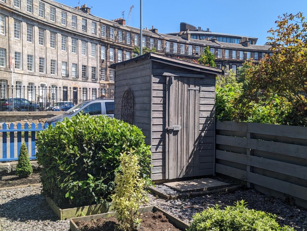 External front garden