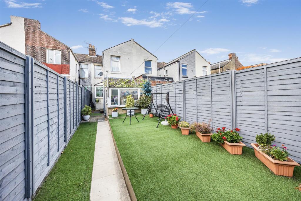 Back of Garden.jpg