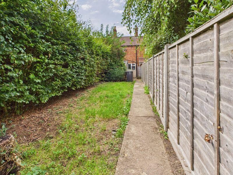Rear garden/elevation