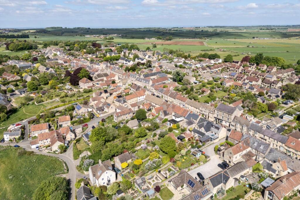 3 Sheepfair Lane, Marshfield SN14 8NA-11.jpg