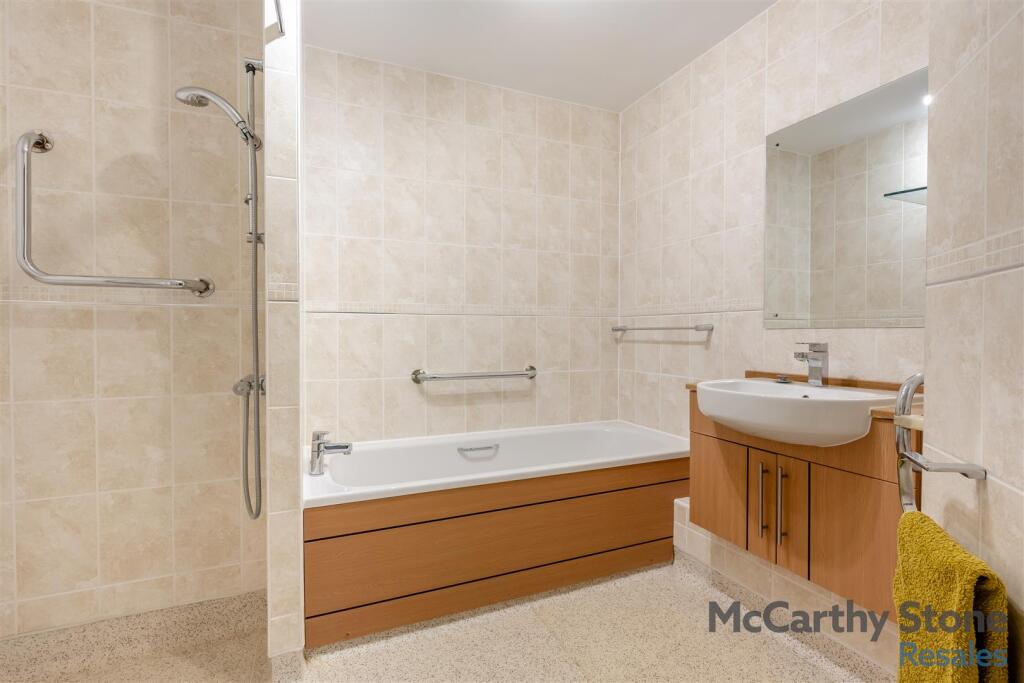 8642767-interior17.jpg