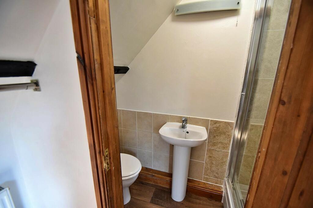 Ensuite bathroom