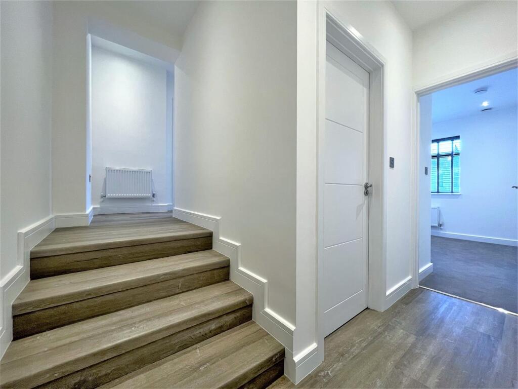 Hallway.jpg