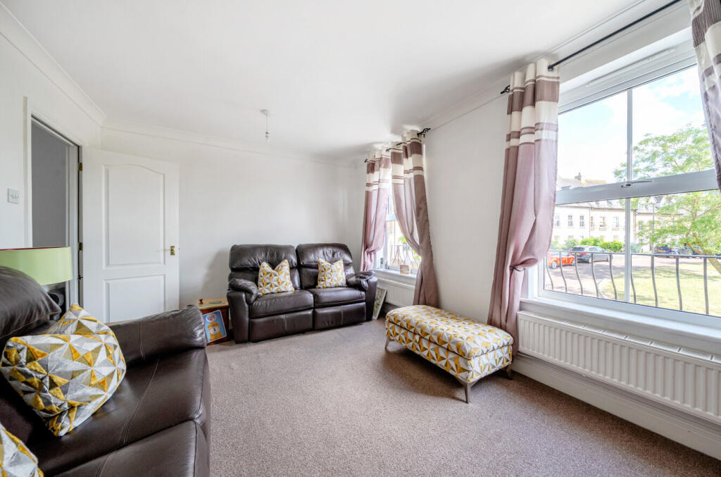 1301773-3-683dc60...