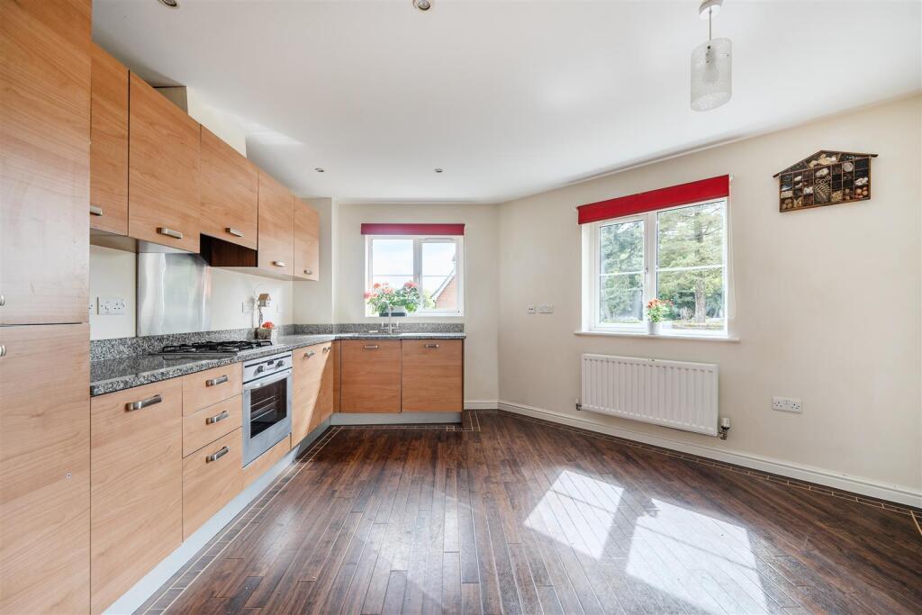 Kitchen-Dining Room (2).jpg