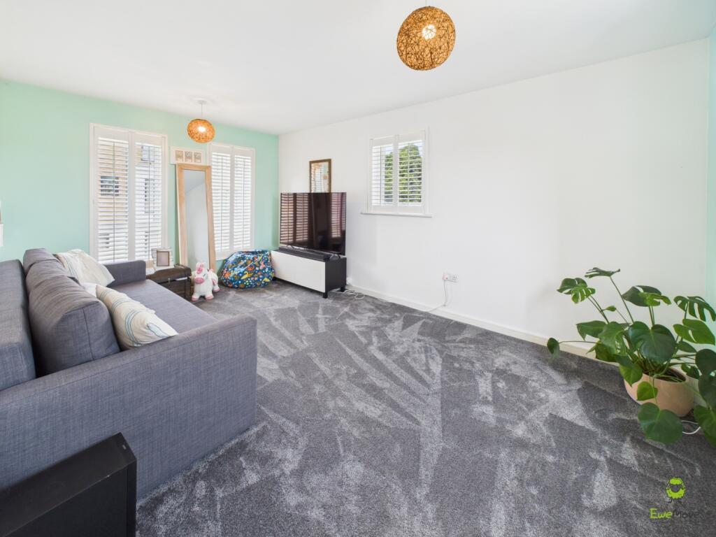 CAM02615G0-PR0076-STILL011