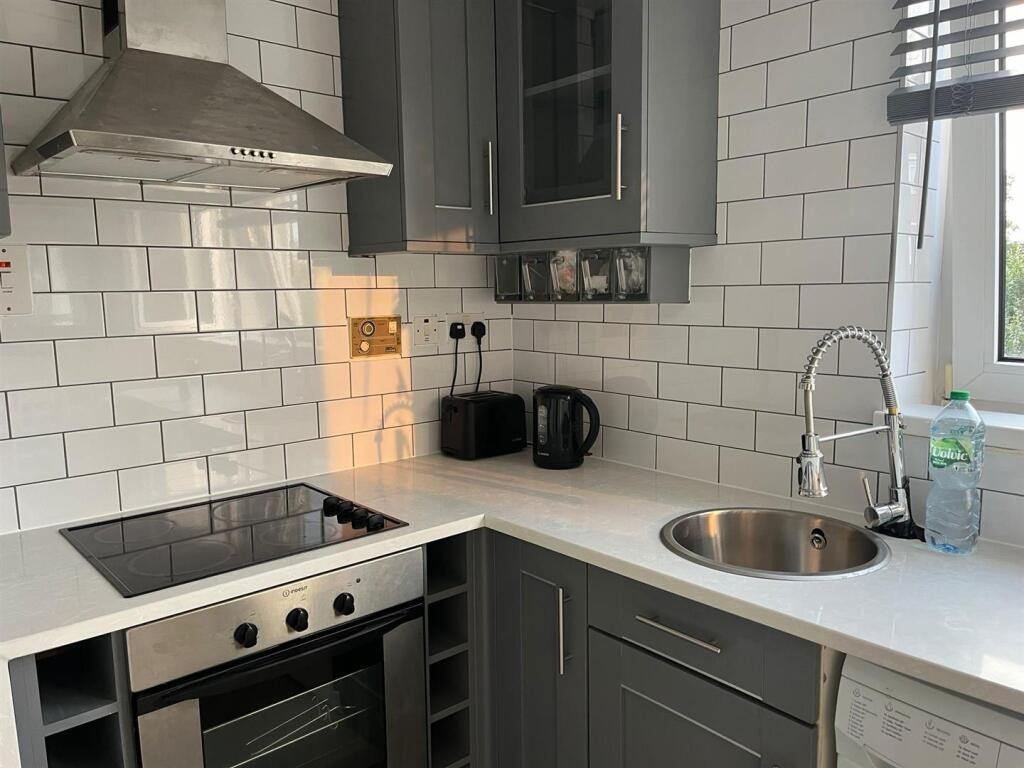 Open Plan Kitchen/Sitting Area